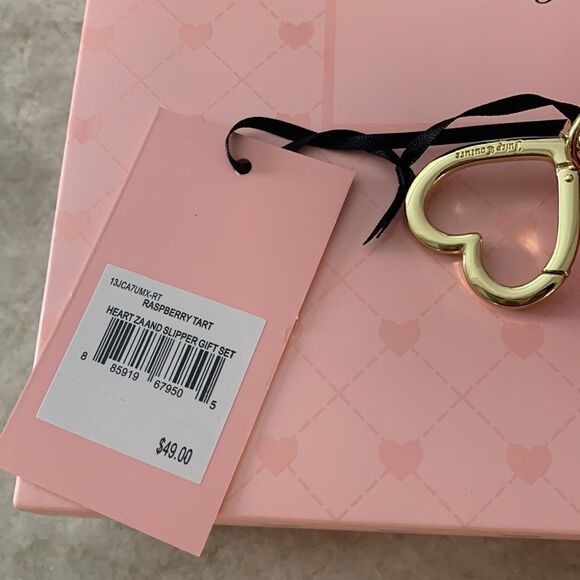 JUICY Pink Valentines Day Heart Keychain Purse NWT - Picture 4 of 6